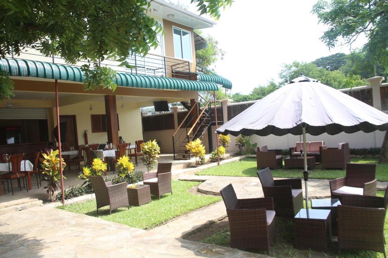 Kays Lodge Daressalam Exterior foto