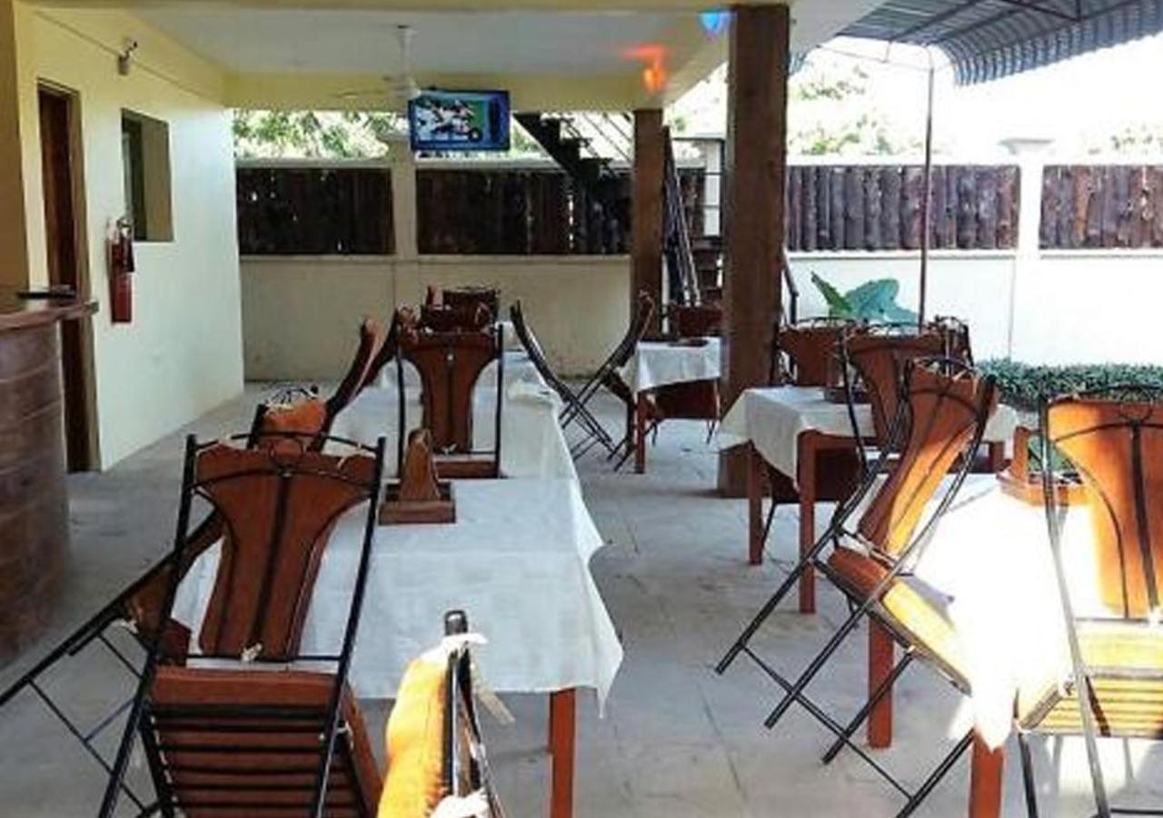 Kays Lodge Daressalam Exterior foto